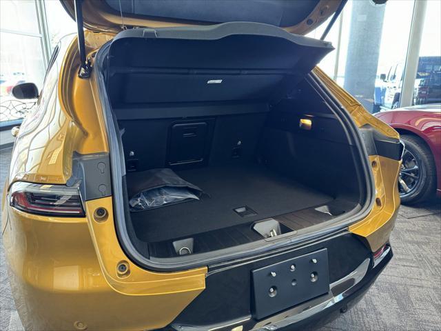 Photo of 2024 Gold Dodge Hornet