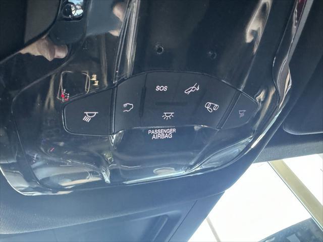 Photo of 2024 Gold Dodge Hornet