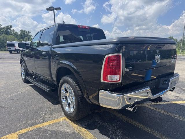 Photo of 2016 Brilliant Black Crystal Pearlcoat RAM 1500