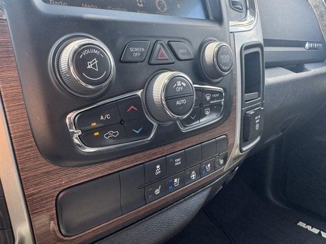 Photo of 2016 Brilliant Black Crystal Pearlcoat RAM 1500
