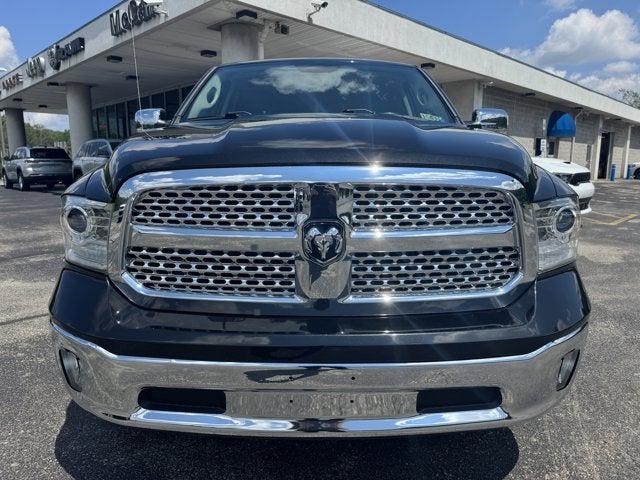 Photo of 2016 Brilliant Black Crystal Pearlcoat RAM 1500