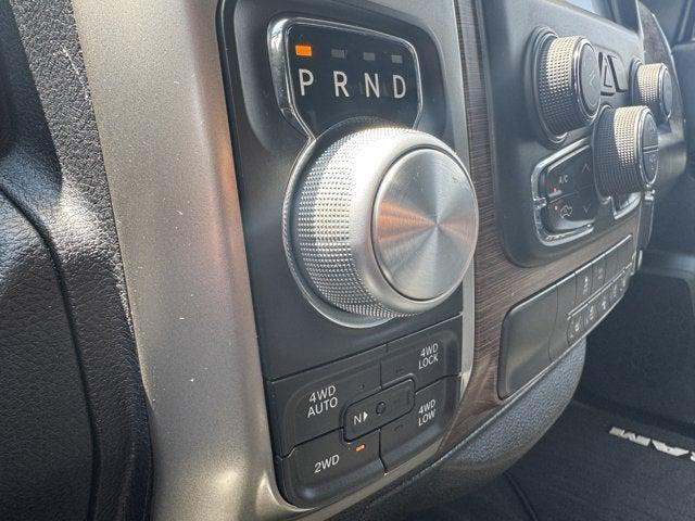 Photo of 2016 Brilliant Black Crystal Pearlcoat RAM 1500