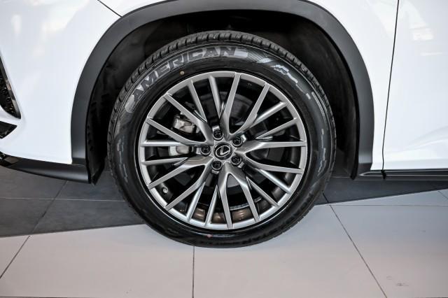 Photo of 2020 Ultra White Lexus RX 450h