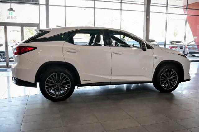 Photo of 2020 Ultra White Lexus RX 450h