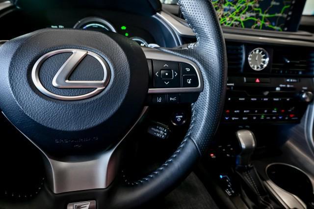 Photo of 2020 Ultra White Lexus RX 450h