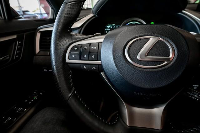 Photo of 2020 Ultra White Lexus RX 450h