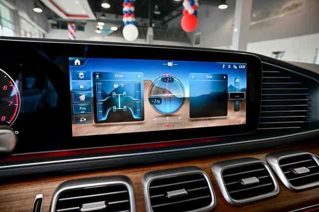 Photo of 2025 Selenite Grey Metallic Mercedes-Benz GLE 450