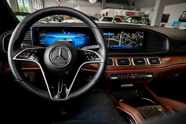 Photo of 2025 Selenite Grey Metallic Mercedes-Benz GLE 450