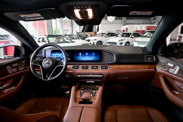 Photo of 2025 Selenite Grey Metallic Mercedes-Benz GLE 450