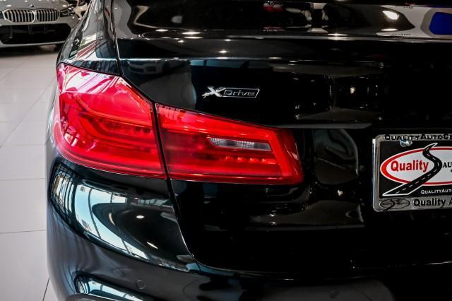 Photo of 2020 Black Sapphire Metallic BMW 540