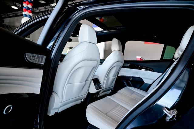 Photo of 2023 Nero Tempesta Metallic Maserati Grecale