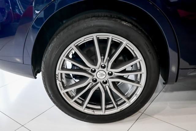 Photo of 2021 Blu Passione Metallic Maserati Levante