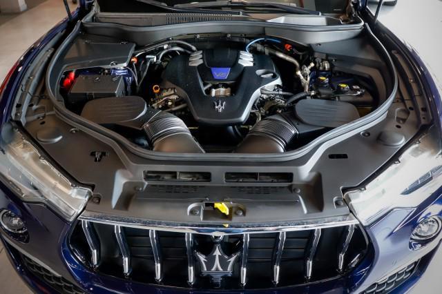 Photo of 2021 Blu Passione Metallic Maserati Levante