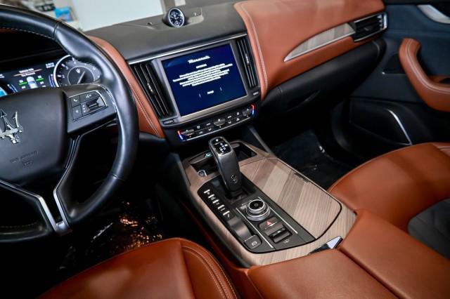 Photo of 2021 Blu Passione Metallic Maserati Levante