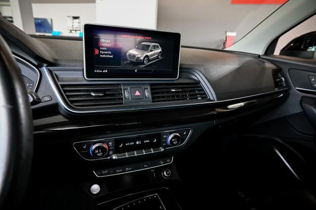 Photo of 2019 Black Audi Q5