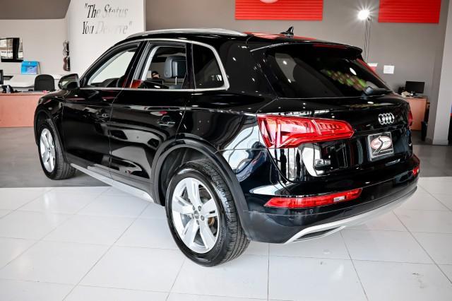 Photo of 2019 Black Audi Q5