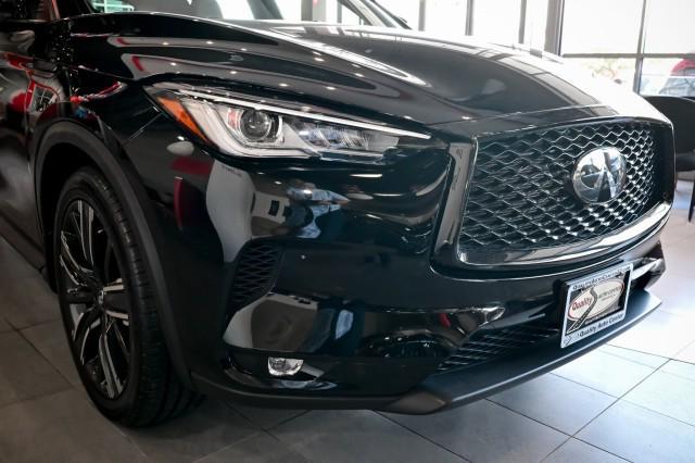 Photo of 2022 Black Obsidian INFINITI QX50