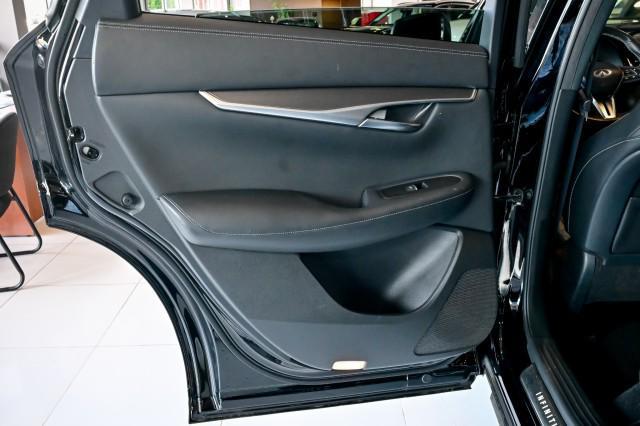 Photo of 2022 Black Obsidian INFINITI QX50