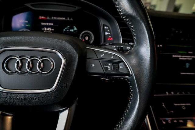 Photo of 2019 Galaxy Blue Metallic Audi Q8