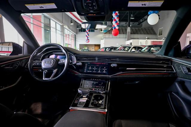 Photo of 2019 Galaxy Blue Metallic Audi Q8