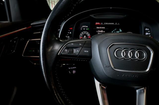 Photo of 2019 Galaxy Blue Metallic Audi Q8
