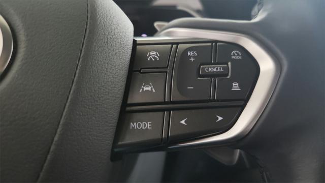 Photo of 2025 Atomic Silver Lexus NX 250