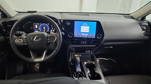 Photo of 2025 Atomic Silver Lexus NX 250