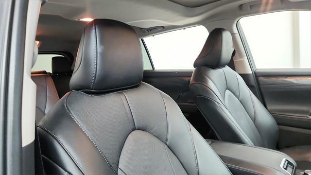 Photo of 2023 Magnetic Gray Metallic Toyota Highlander