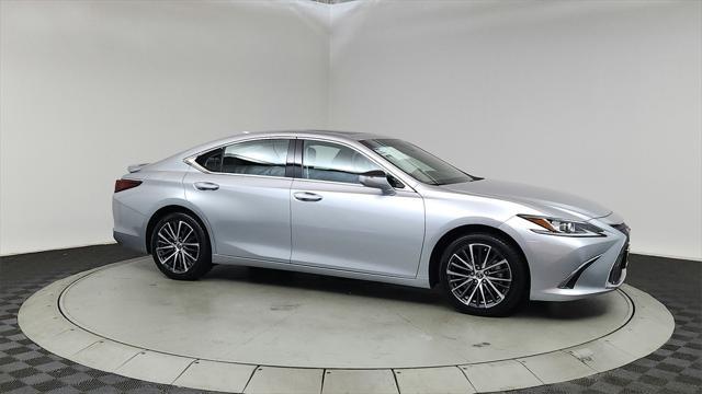 2023 Lexus Es 300h
