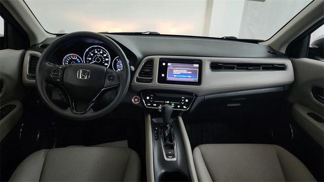 Photo of 2018 Lunar Silver Metallic Honda HR-V