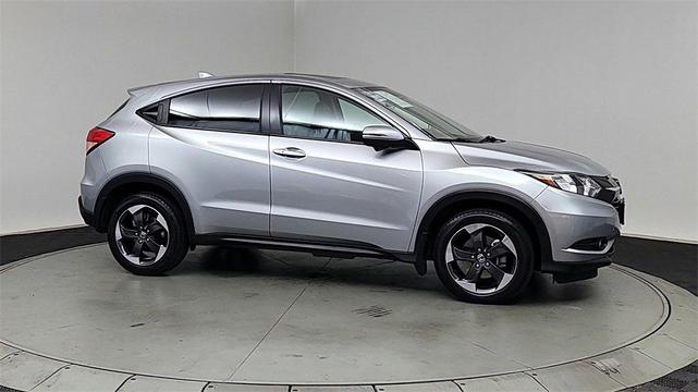 Photo of 2018 Lunar Silver Metallic Honda HR-V