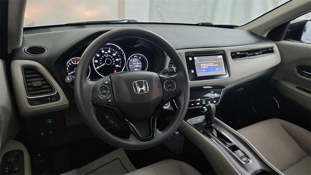 Photo of 2018 Lunar Silver Metallic Honda HR-V
