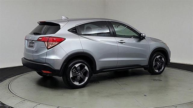 Photo of 2018 Lunar Silver Metallic Honda HR-V