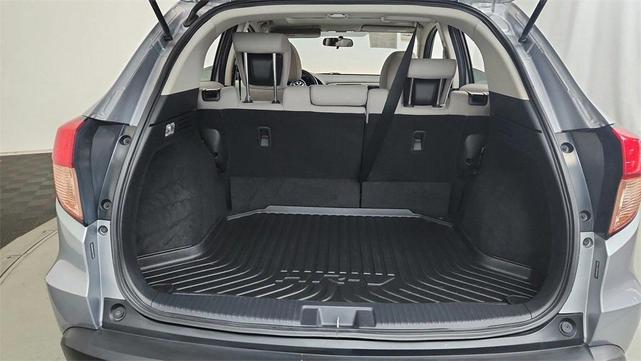 Photo of 2018 Lunar Silver Metallic Honda HR-V