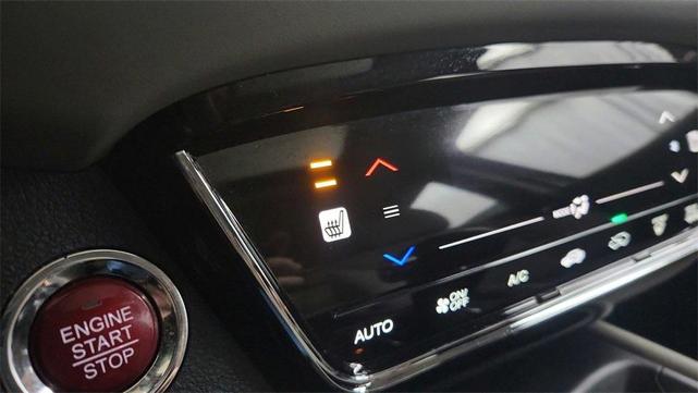 Photo of 2018 Lunar Silver Metallic Honda HR-V