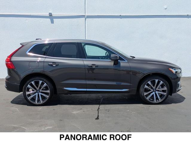 Photo of 2023 PLATINUM GREY Volvo XC60