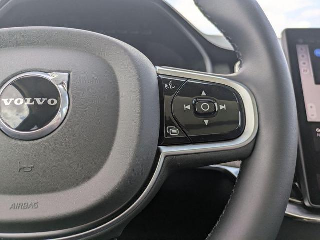 Photo of 2025 Mulberry Red Metallic Volvo XC90