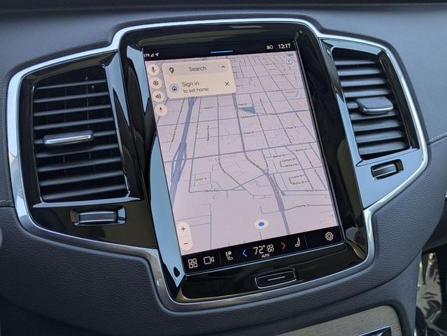 Photo of 2025 Vapour Grey Metallic Volvo XC90