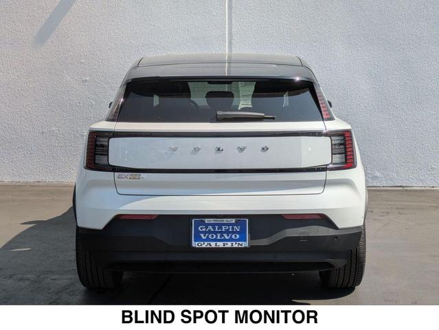Photo of 2025 CRYSTAL WHITE Volvo EX30