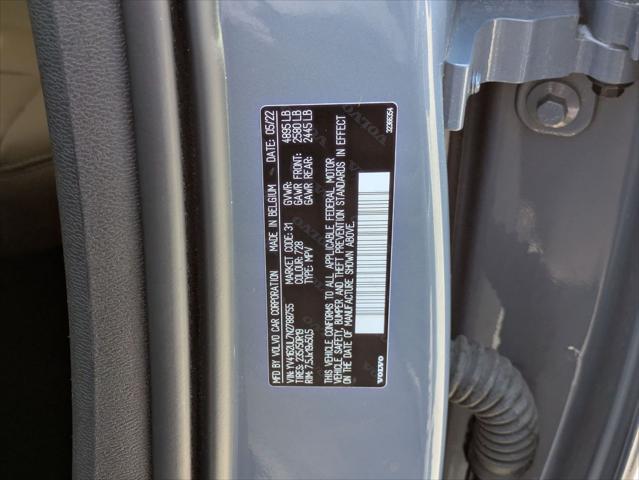 Photo of 2022 THUNDER GREY Volvo XC40