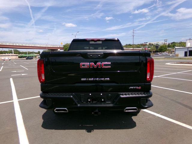 Photo of 2024 Onyx Black GMC Sierra 1500