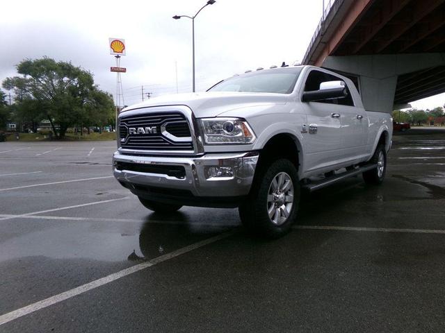 Photo of 2017 Bright White Clearcoat RAM 2500