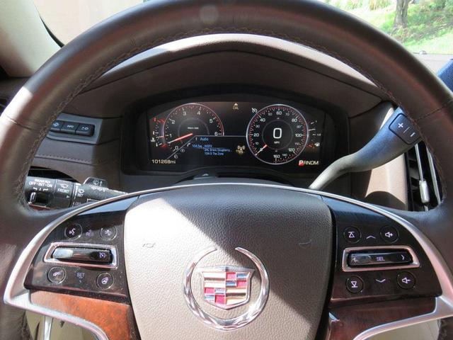 Photo of 2015 Silver Coast Metallic Cadillac Escalade