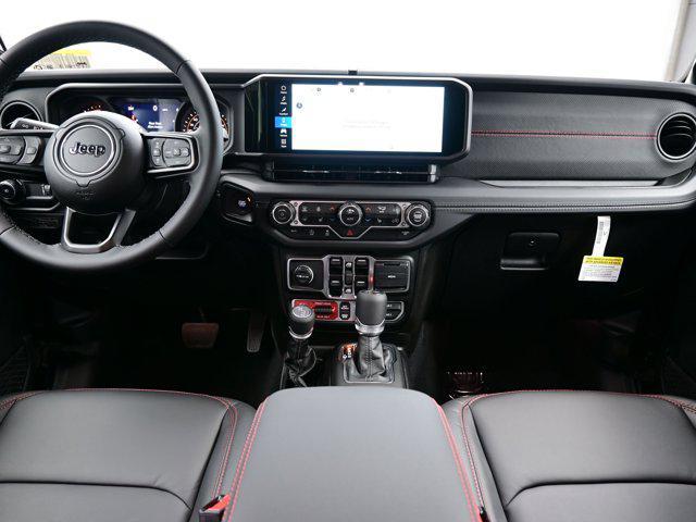 Photo of 2025 Black Clearcoat Jeep Wrangler