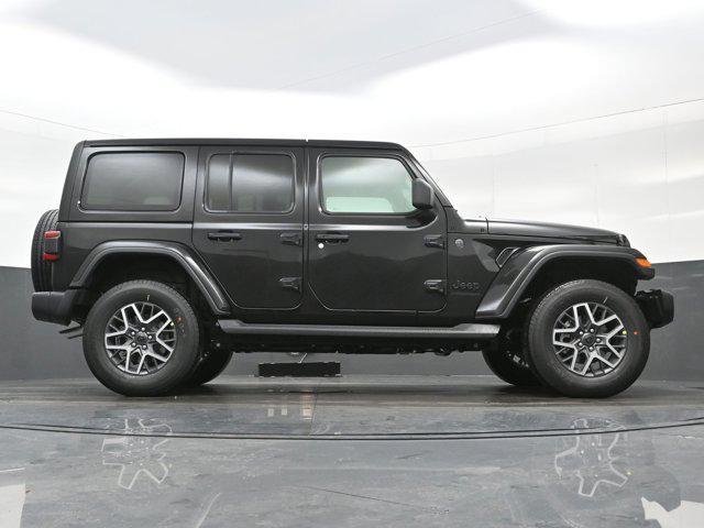 Photo of 2025 Black Clearcoat Jeep Wrangler