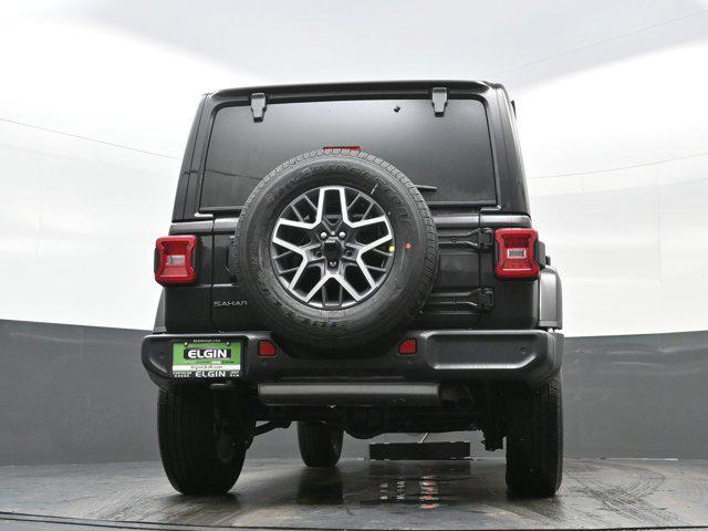 Photo of 2025 Black Clearcoat Jeep Wrangler