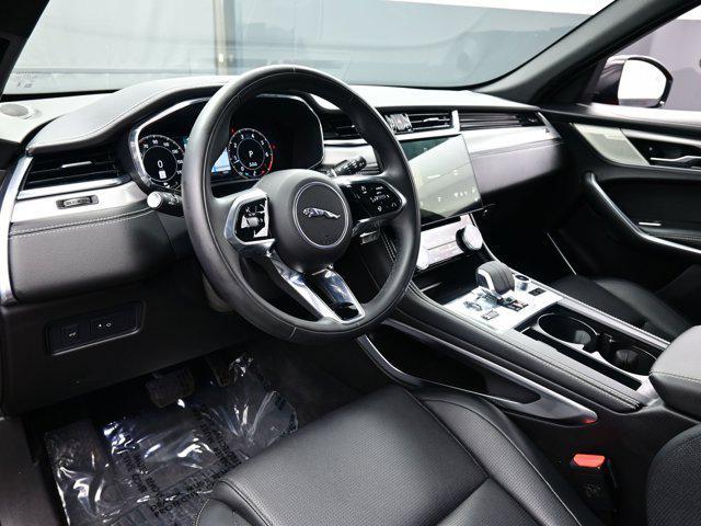 Photo of 2024 Jaguar F-PACE