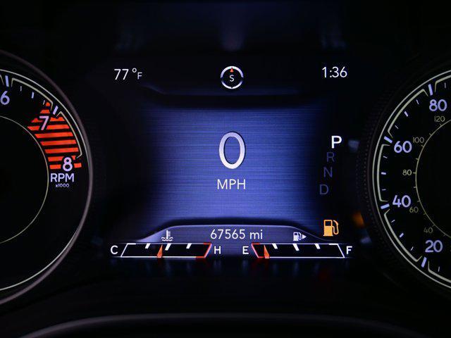 Photo of 2021 Diamond Black Crystal Pearlcoat Jeep Cherokee