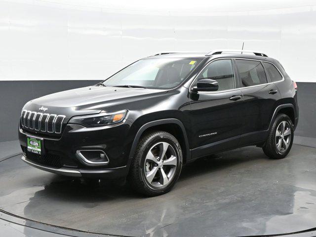 Photo of 2021 Diamond Black Crystal Pearlcoat Jeep Cherokee