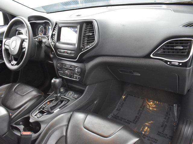 Photo of 2021 Bright White Clearcoat Jeep Cherokee